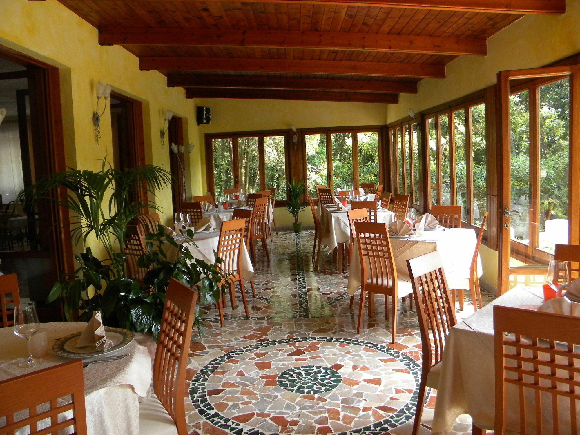 Hotel La Rosa Del Tirreno Livorno Exteriör bild
